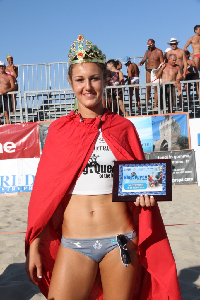 laura-giombini-queen-of-the-beach-2012